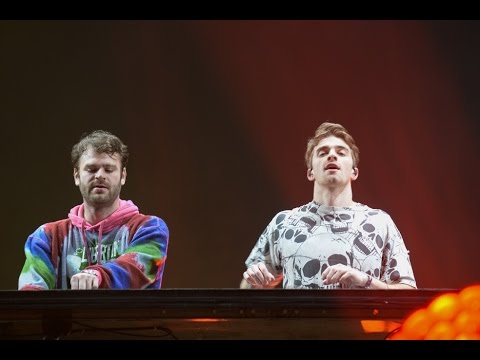The Chainsmokers ft. Phoebe Ryan - All We Know (Live Lollapalooza Brasil 2017)