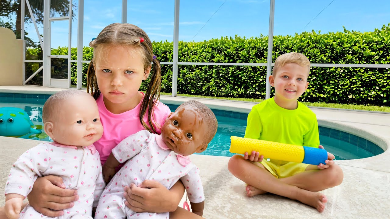 Naomi vs David Pool Challenge! Funny Games for Kids