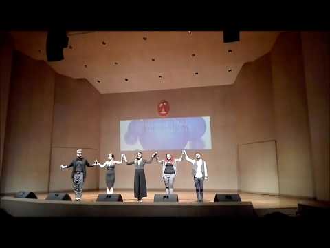 Cherries on a swing set (Live) ..Piccolo uomo