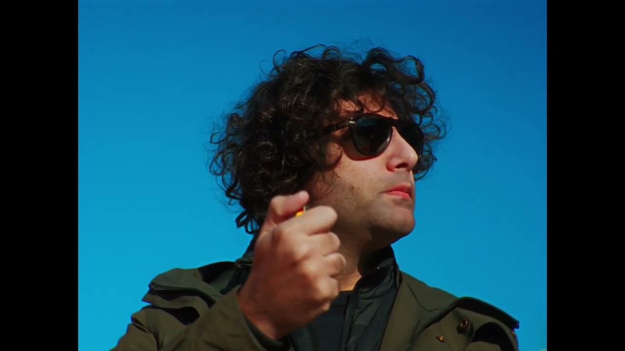 Edoardo Chiesa - Se tutto quello che è considerato inutile sparisse all'improvviso