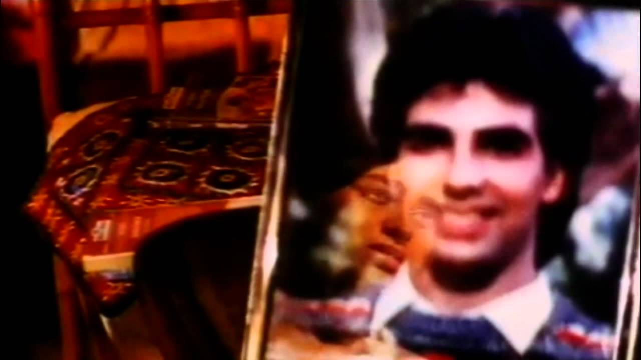 Hum Apni Mohabbat Ka Lyrics  | Deedar | Akshay Kumar, Karishma Kapoor | Anand Shrivastav, Udit Narayan | Milind Shrivastav, Sameer