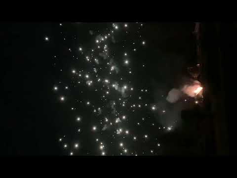 5311   White blink fan