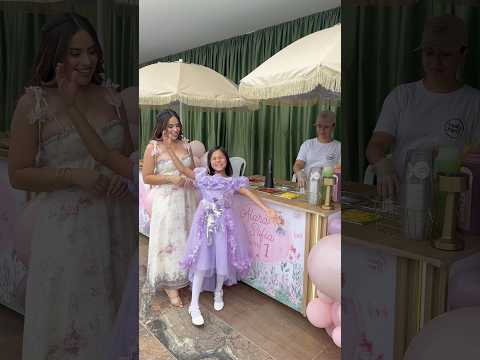 Valeria y María fueron invitadas al cumple de Alara😍