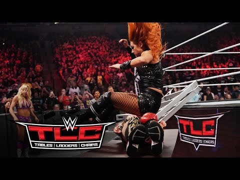 Becky Lynch Respects Kairi Sane, Wrestlers Busted Open, More | Post-TLC Fight-Size