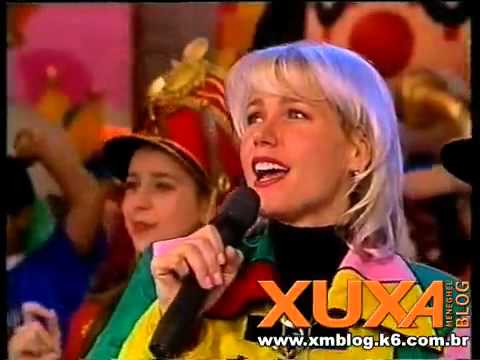 Xuxa cantando a musica  Amiga  no Xuxa Park em 1997360p H 264 AAC