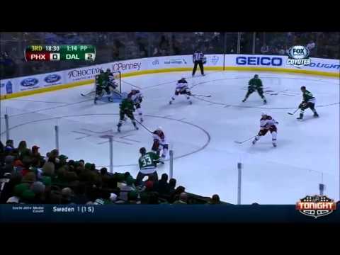 Mike Smith Strong, Radim Vrbata Scores in Close 2-1 Coyotes Defeat in Dallas