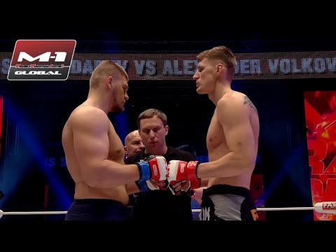 Битва двухметровых гигантов за пояс чемпиона! Fight of two Giants. Александр Волков Денис Смолдарев