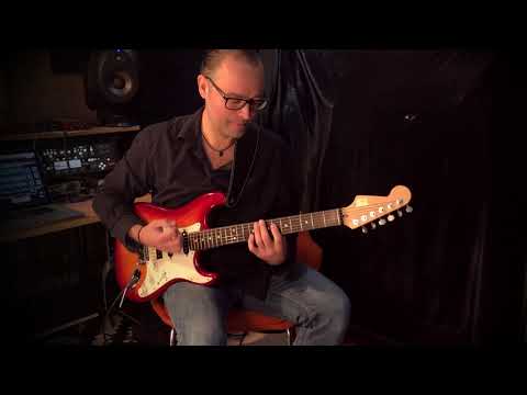 B ON MANHATTAN  - GUITAR TUTORIAL