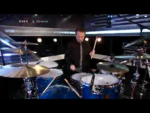 [DK]  Xfactor 2010 Jesper synger Dry Lips (Dúné) LIVE