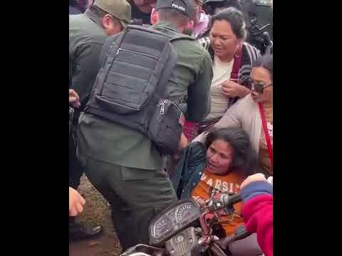 DISCUSIÓN POR ASUNTO AMOROSO DESATA TREMENDO REVUELO EN UNA ESTACIÓN DE SERVICIO DE YPFB 🚨