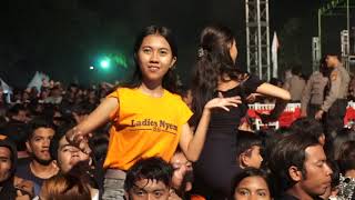 Download lagu Joni Agung & Double T - Ngalih Liang - Harmoni Festival, Tabanan 26 April 2019 mp3