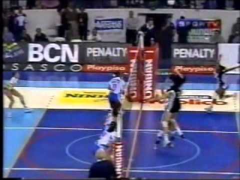 Final do Campeonato Paulista de voleibol feminino 98- Leites Nestlé x BCN -5º jogo