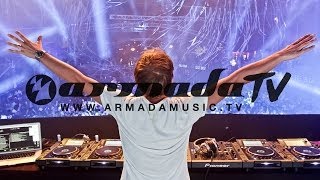 Armin van Buuren - Universal Religion Chapter 7 - Live at Privilege Part 1