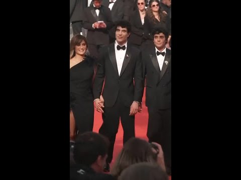 Los Javis en Cannes: “Federico García Lorca no es una idea, sino una persona a la que asesinaron por maricón”