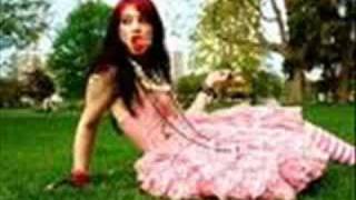 Skye Sweetnam-Hypocrite+lyrics