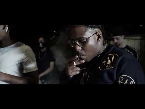 E. Santana x Treezy - Back In A Minute