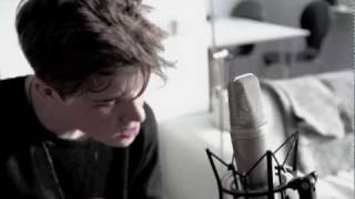 Andreas Moe - Half A Heart Of Love