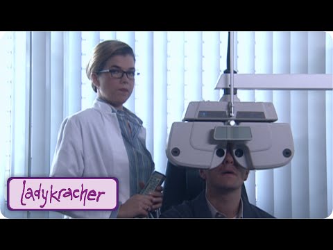 Augenärztin mit Vorzügen | Ladykracher