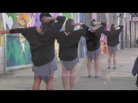 Looking for 1 modern dancer 