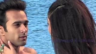 Sanam Re’ director Divya Khosla Kumar H0Tscenee In  ‘Humne pi Rakhi hai