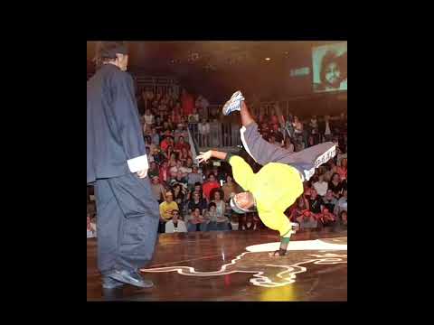Sonic vs Pelezinho - Red Bull BC One 2005 - Música completa