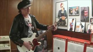Video thumbnail for K-D chorus and Needham 4-10" combo from Sioux Guitars demoed by Sylvain Sylvain by Sioux Guitars