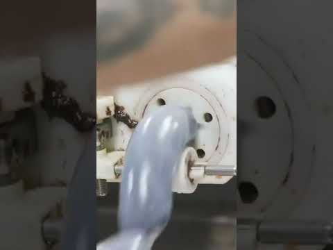 伝統的なブラックプディングができるまで #shorts (How traditional black pudding is made #shorts)