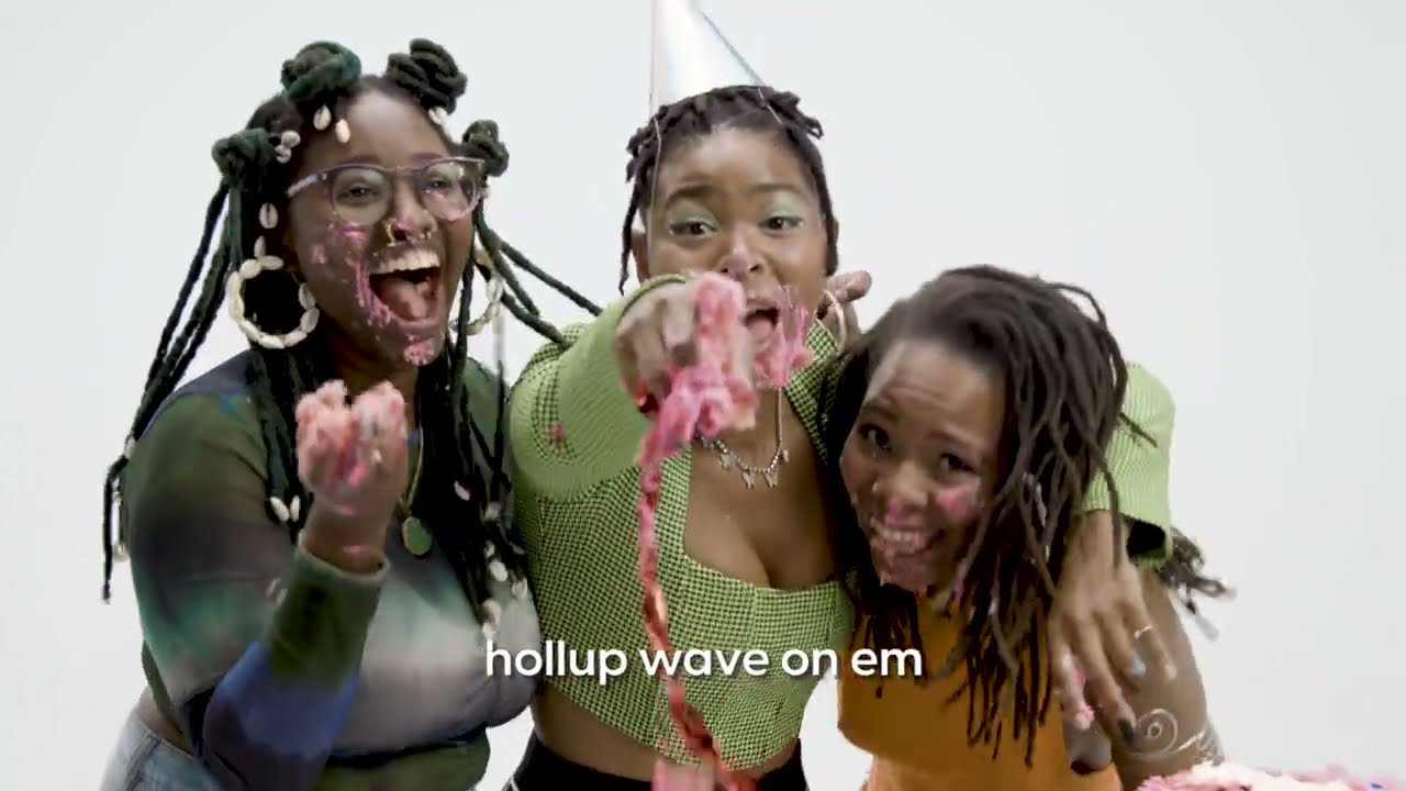 Promotional video thumbnail 5 for Ajo : ALT R&B x HIP HOP BEANIE BABE +++