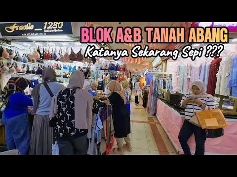 CLOTHES PRICE SPILL IN BLOCKS A AND B TANAH ABANG, JAKARTA