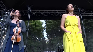 Lisa Hannigan feat Zoe Conway &amp; John McIntyre -Anahorish @ centre culturel Irlandais