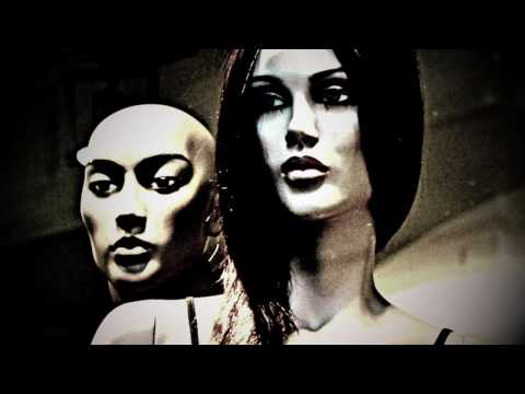 AKS (Addicted Kru Sound) ft. Lola - Give it Back