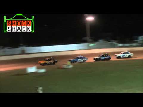 Junior Sedans - Heat 15 - Australian Title - Mackay Speedway - 19.01.13