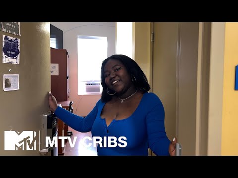 Amerie Triplett's College Dorm | MTV Cribs