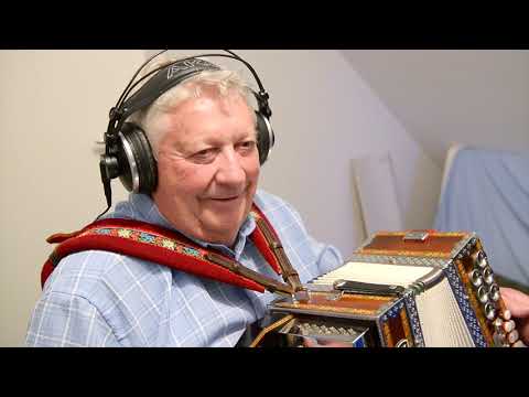 Šentjurski muzikanti - Kaj se je navadil toti mladi fant