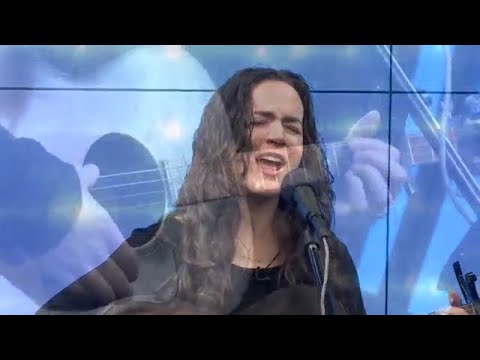 Studio Entertainment Alma Cook