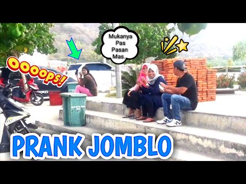prank-tanya-kenapa-saya-jomblo-ke-orang2-ending-nya-curhat-trus-minta-jadian-sumpah-ngakak-parah