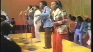 Gladys Knight & The Pips - I Heard It Through The Grapevine (Soul Train 70's)