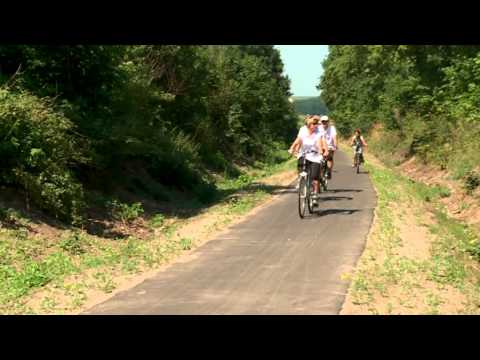 Wideo - Ścieżki rowerowe w Sławoszynie - YouTube