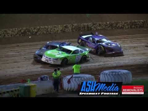 Open Sedans: Turn 3 Pile Up - Archerfield Speedway
