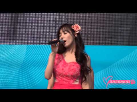 [FanCam] SNSD - Tiffany "Baby steps" 2013/05/25