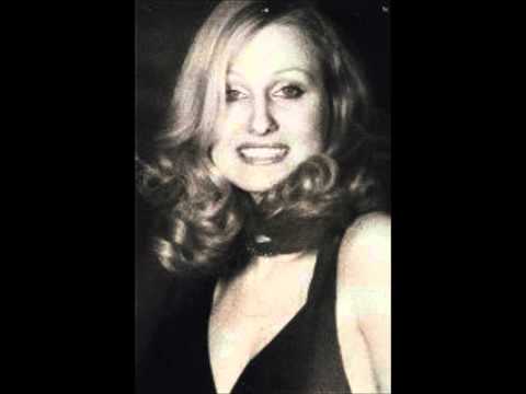 Goldie Ens - Plastic World