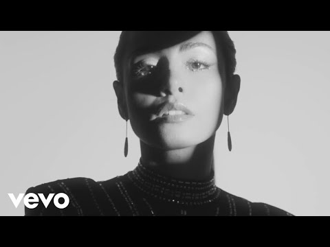 Astrid Celeste - Quiero (Official Video)