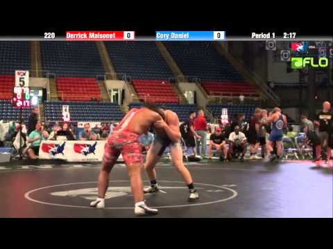 Junior 220 - Derrick Maisonet (Illinois) vs. Cory Daniel (Maryland)