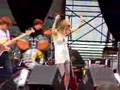 Sonic Youth - Kim Gordon dancing during "What a ...