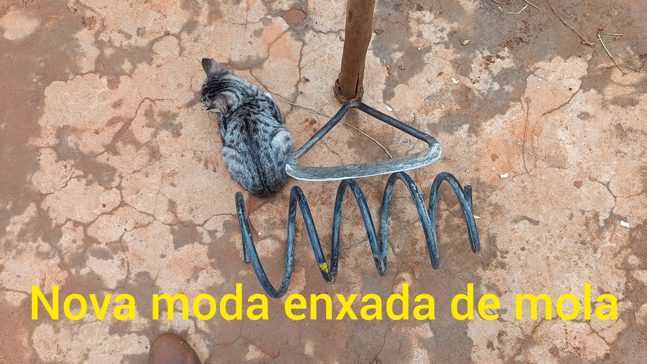 A queridinha do Brasil a enxada mas leve e bruta que já fiz com mola espiral de carro
