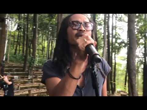 Ipang Lazuardi Sound Check Lagu Keroncong Bandar Jakarta Karya Ismail Marzuki