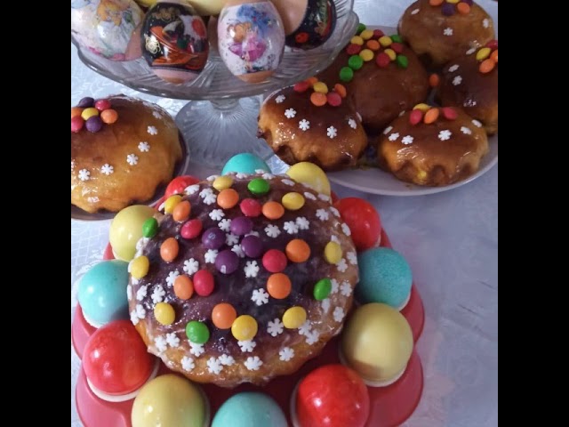 Со Светлой Пасхой