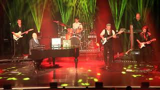 Elio Pace sings the Billy Joel Song &#39;All You Wanna Do Is Dance&#39; From The Turnstiles Album