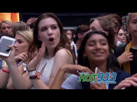 The New Hot 93.3 - Dallas / Fort Worth