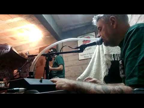 Ultramen | Ensaio | Robot Baby